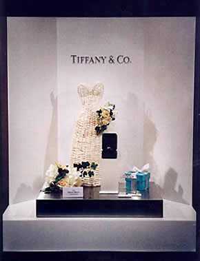 Tiffany ティファニー　ディスプレイ　置物 ティファニー、コンセプトストア「ティファニー＠キャットストリート